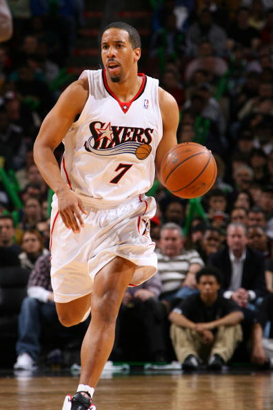 表现逐渐脱 表现逐渐脱