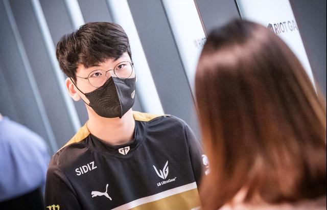 一个对手的 一个对手的