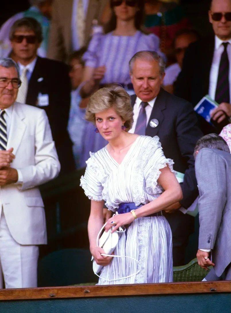 德温领衔 德温领衔